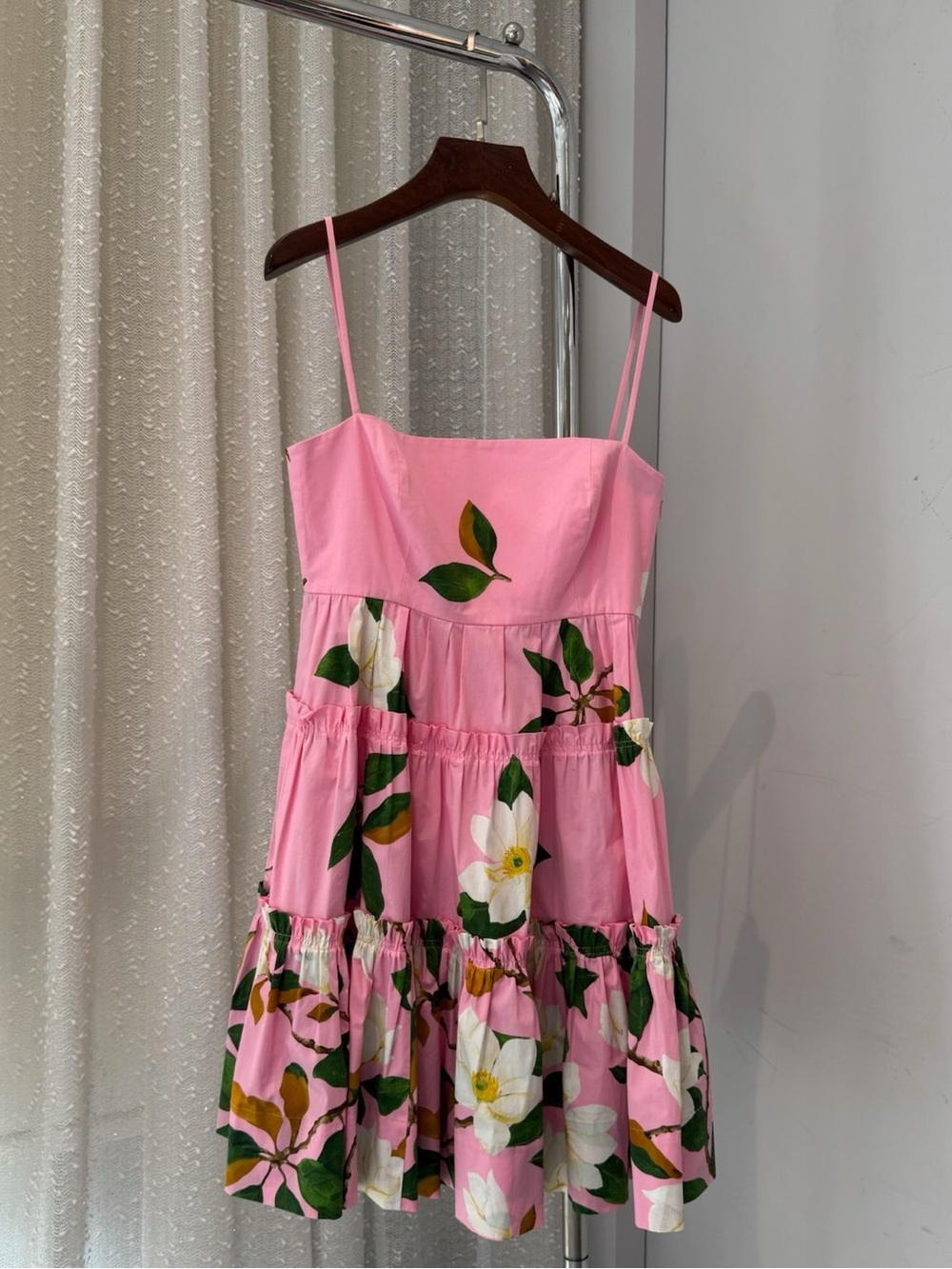 Oscar de la Renta Pink Floral Tiered Spaghetti-Strap Dress